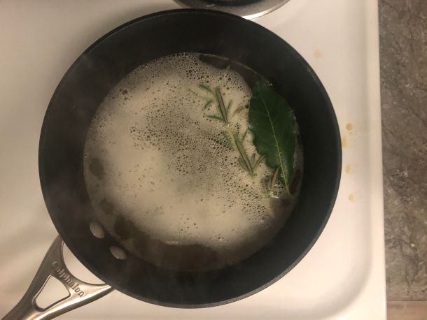 Cooking Eorzea | Boiling broth.